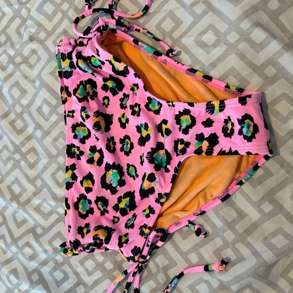 Bottoms - Picture 2 of 2